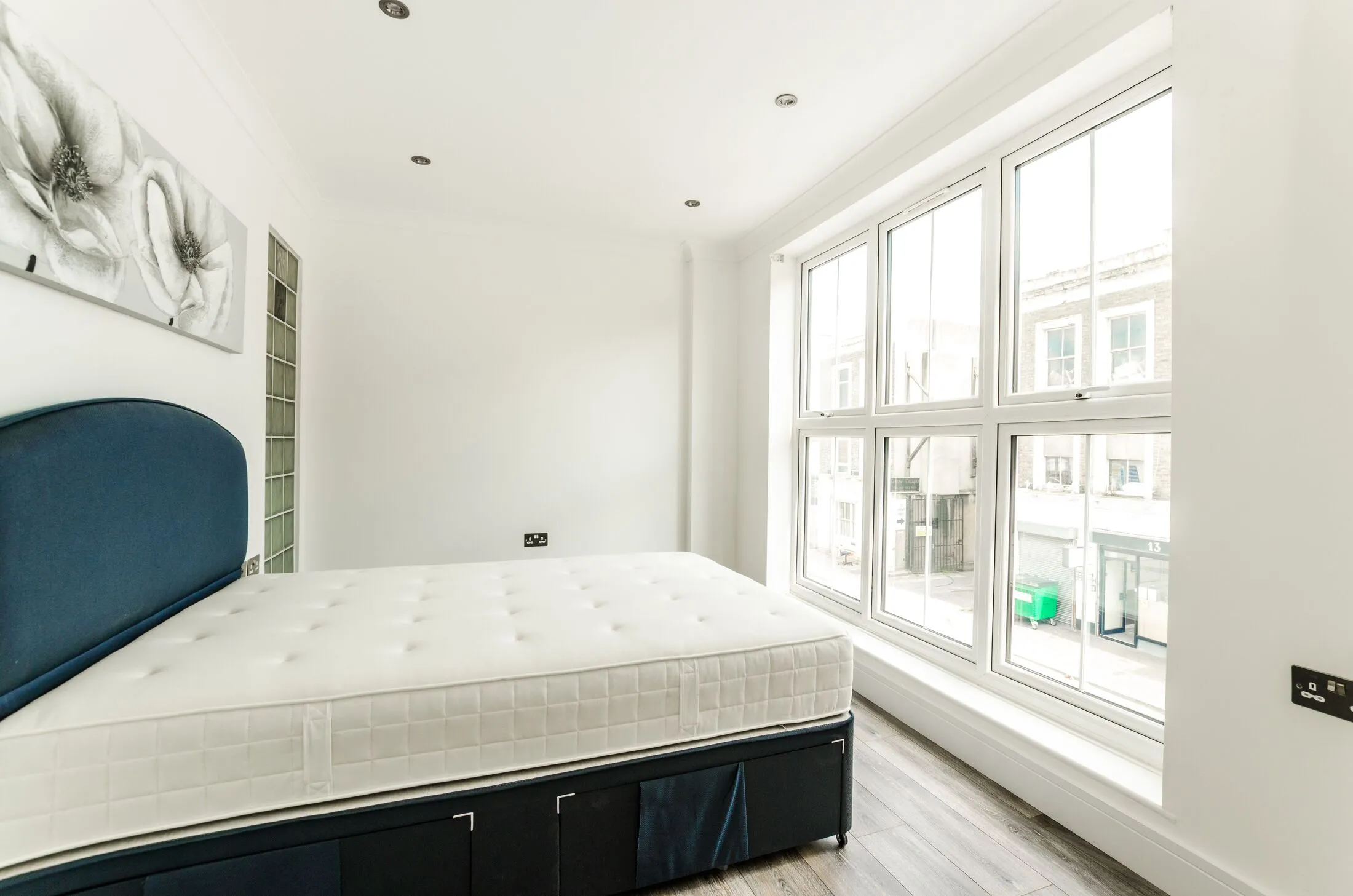 Flat Fonthill Road in Greater London
