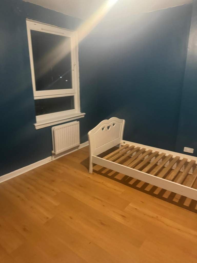 Flat Loganlea Drive in City of Edinburgh