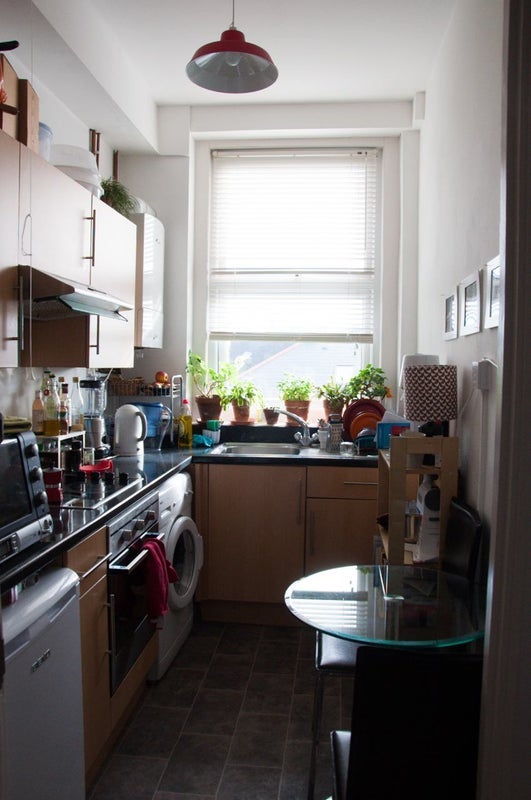 Flat Ormeley Road in Greater London