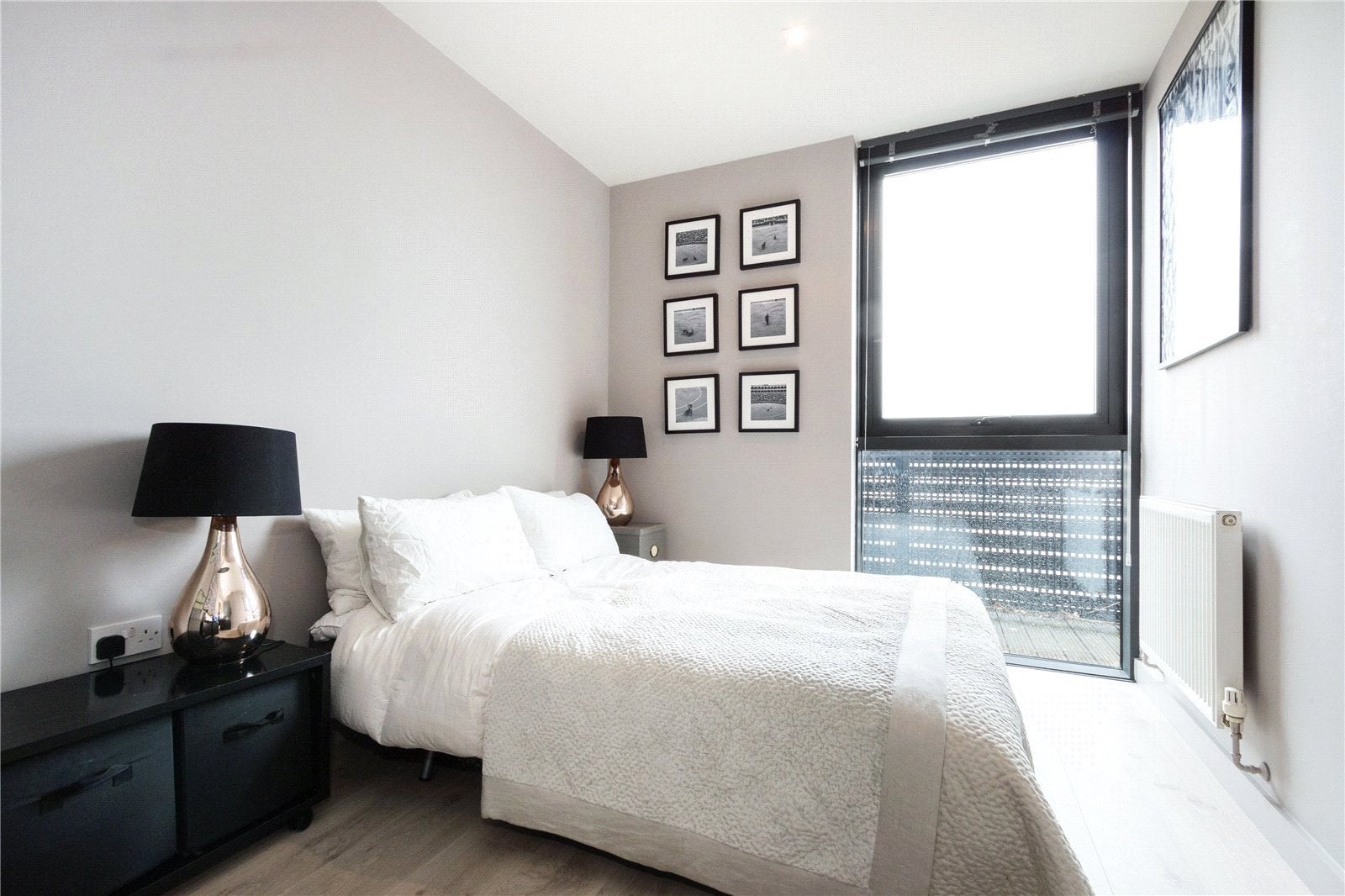 Flat Amelia Street in Greater London