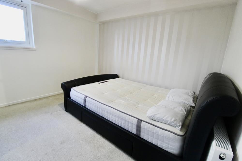 Flat Taransay Crescent in Aberdeen City
