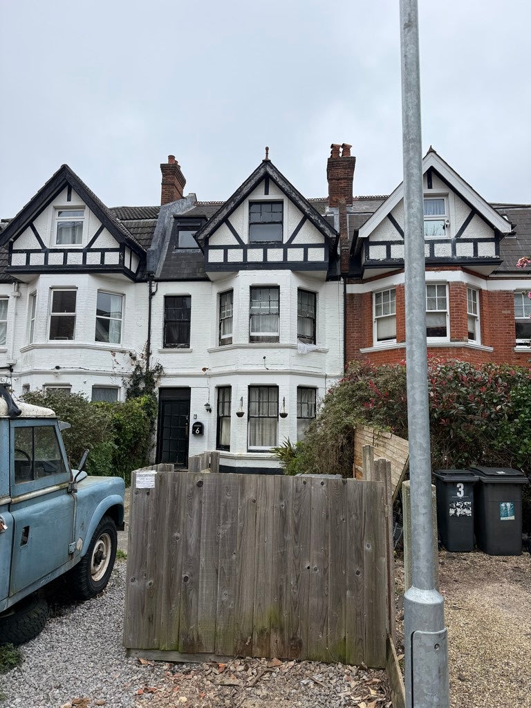 Room Wharncliffe Road in Bournemouth