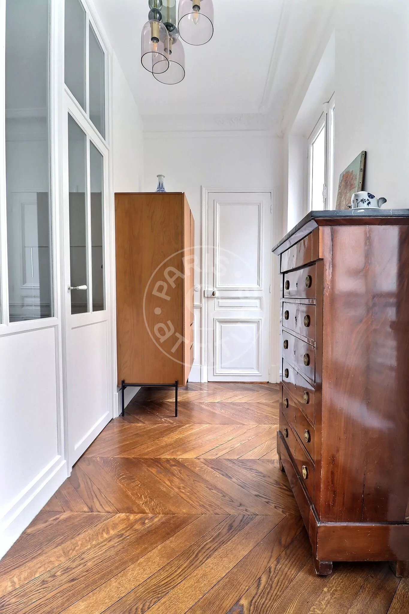 Flat Rue Cadet in Paris