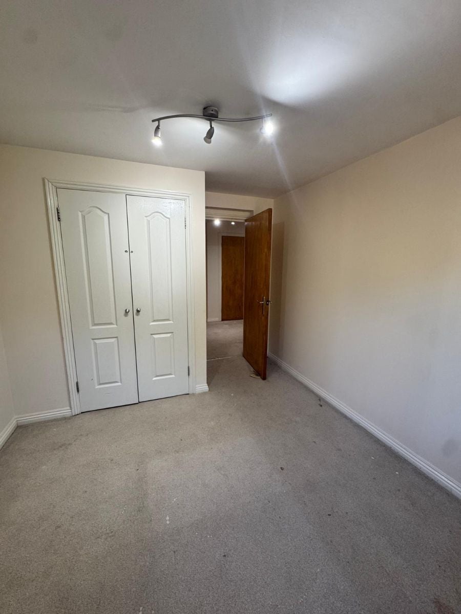 Flat Chambers Walk in Greater London