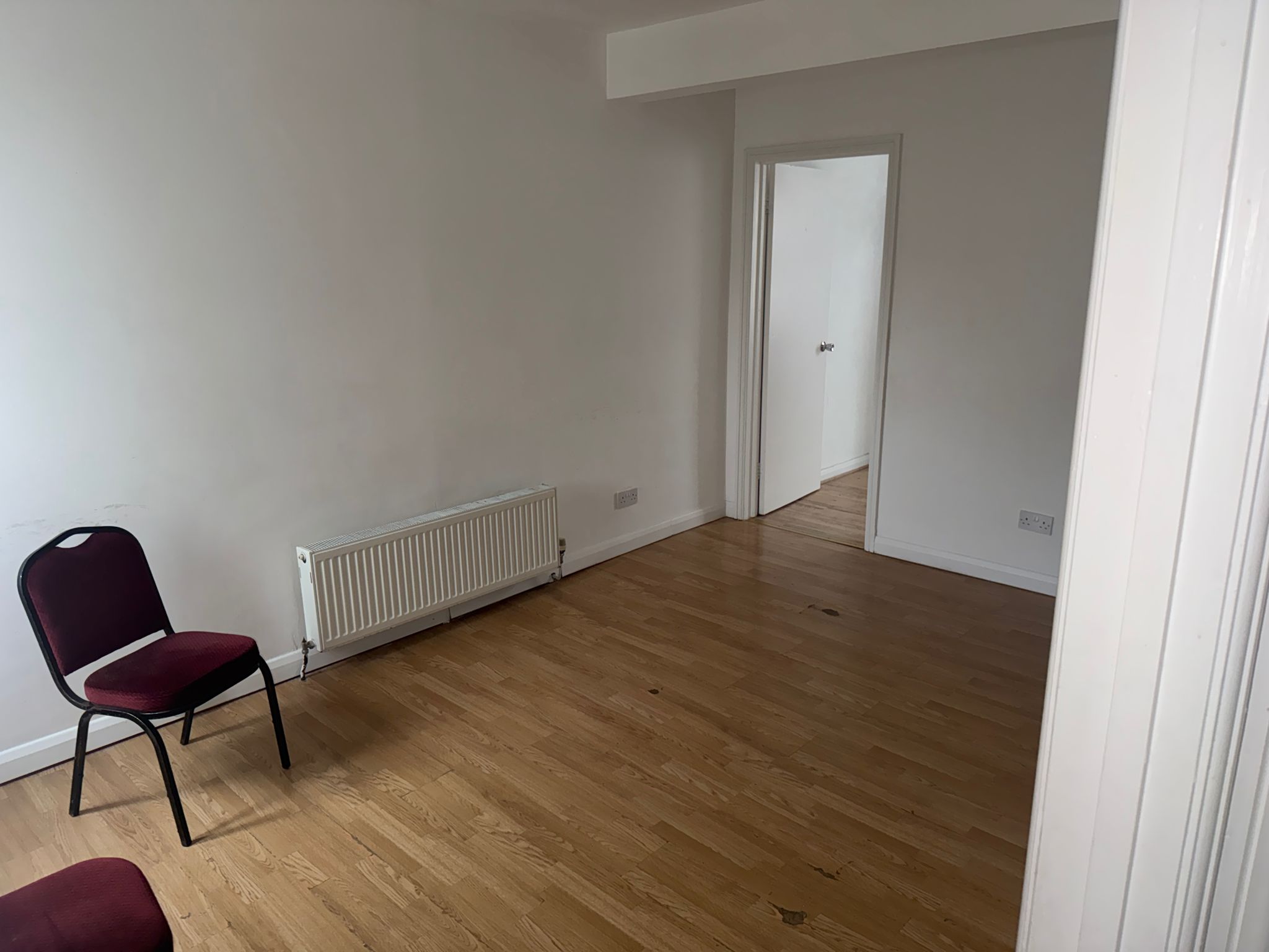 Flat Eastfield Road in Burnham