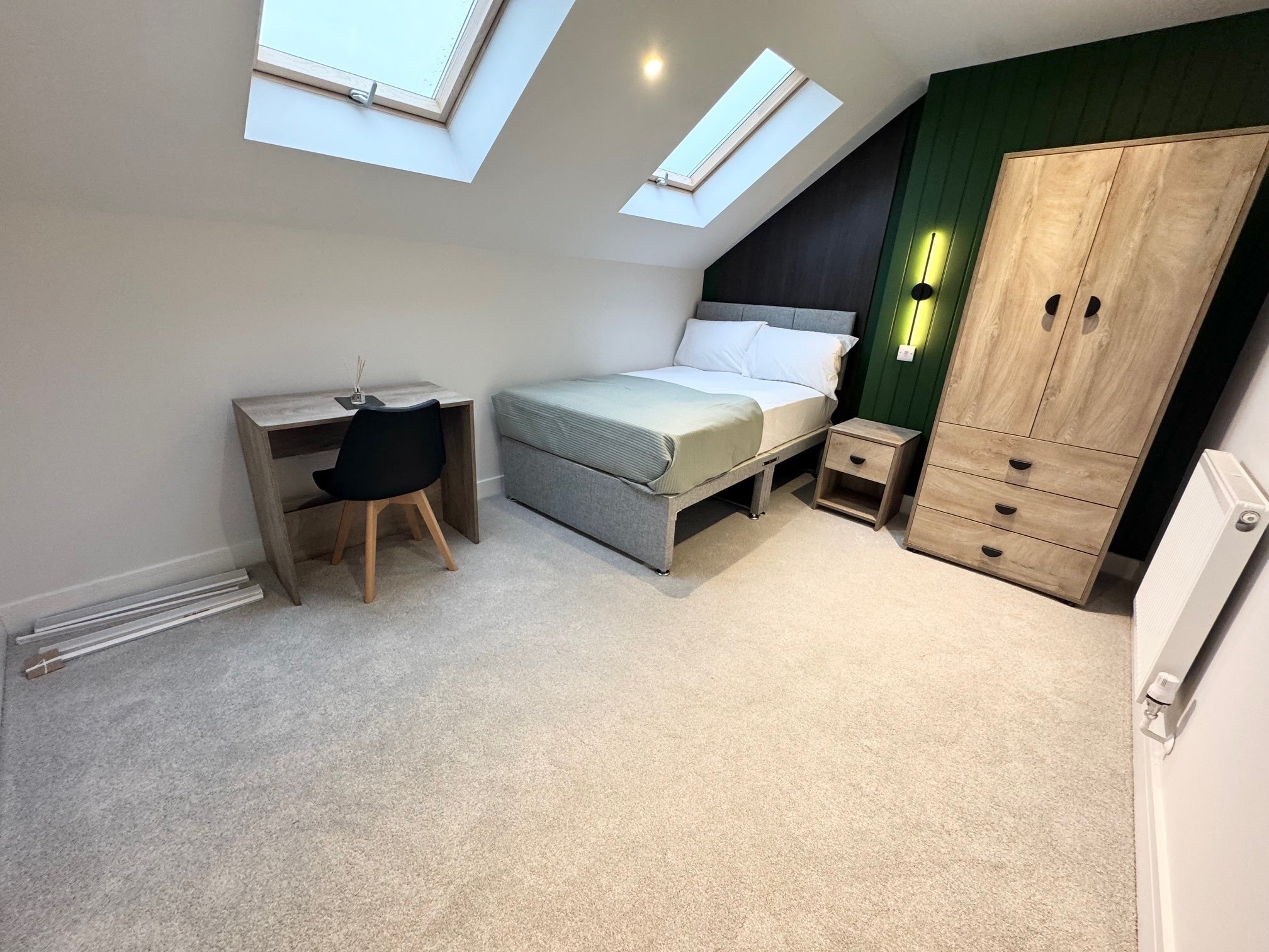 Room Highfield Road in Bournemouth