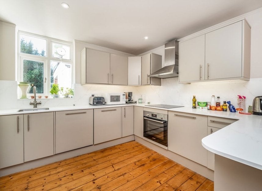 Flat Hornsey Lane Gardens in Greater London