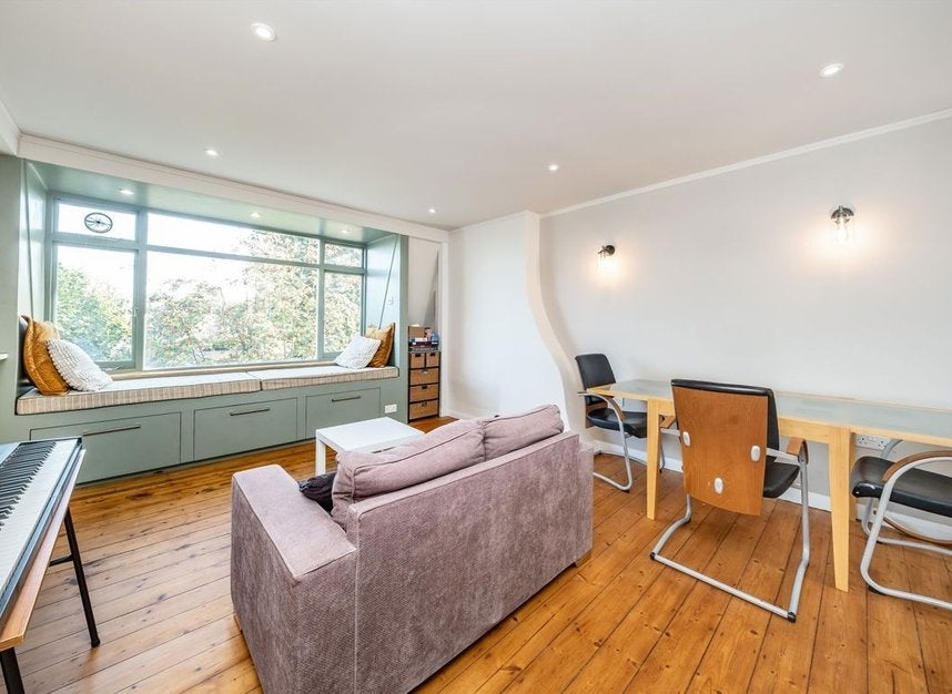 Flat Hornsey Lane Gardens in Greater London