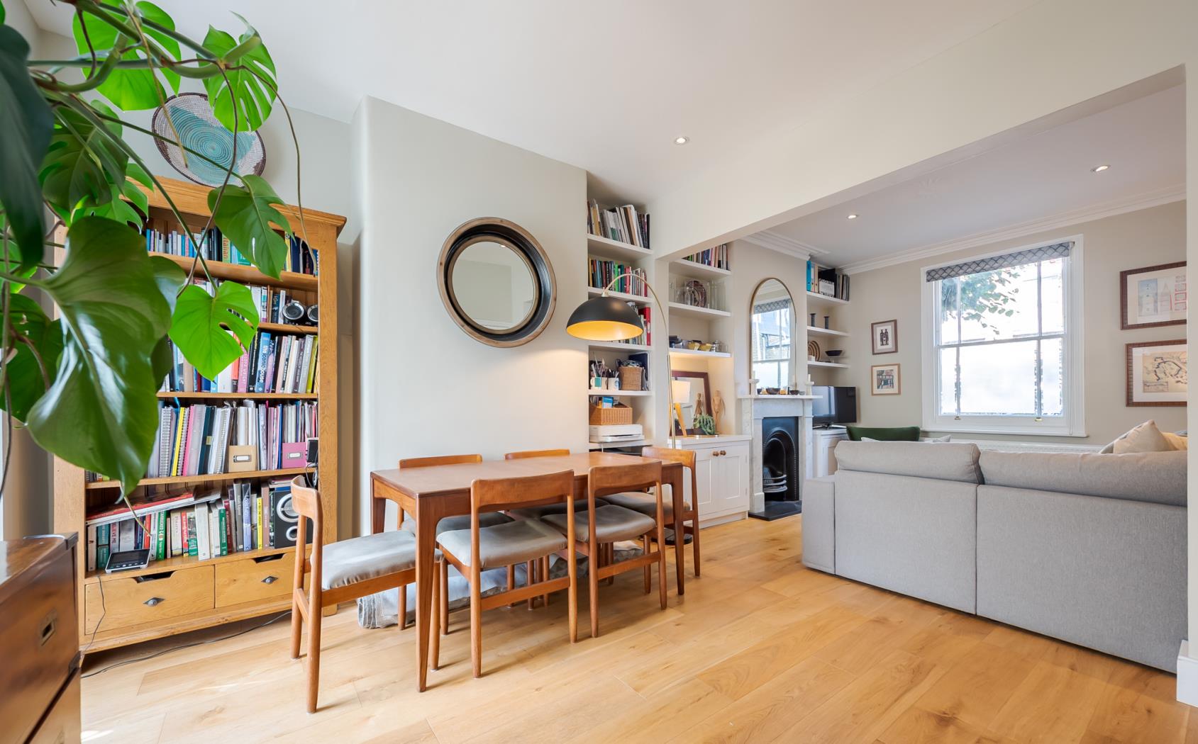 House Ashbury Road in Greater London