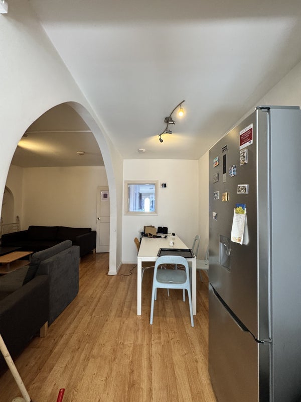 Room Lilac Street in Greater London