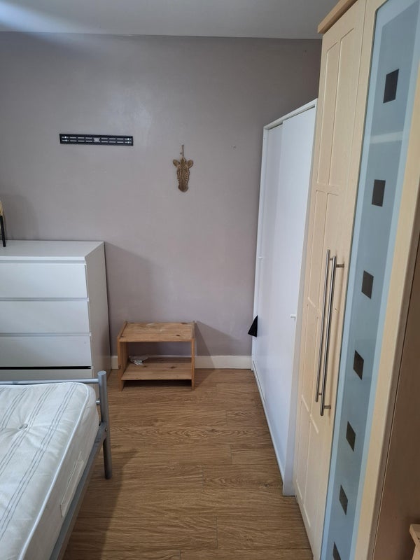 Room Hulme High Street in Manchester