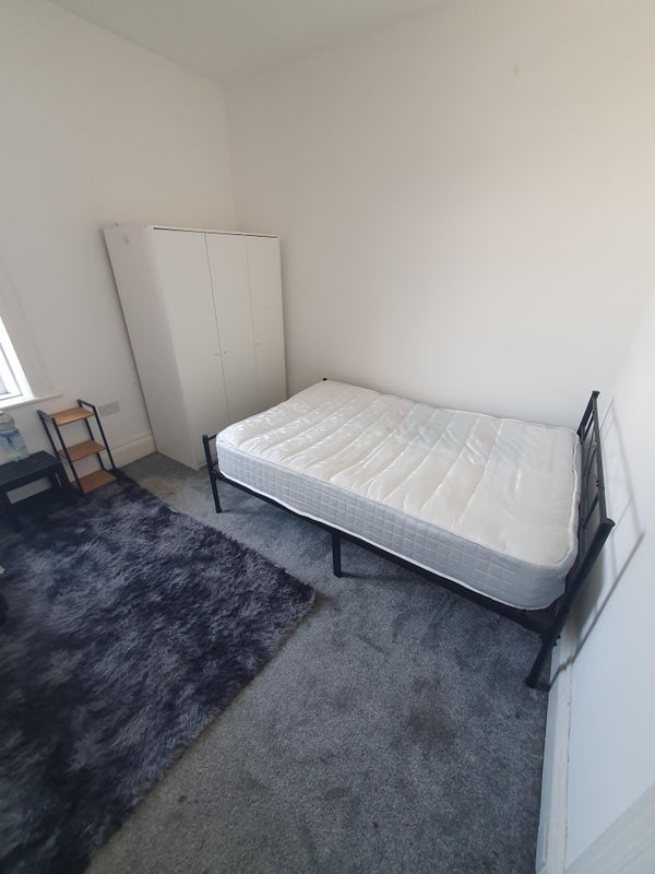 Room Great Horton Road in Bradford