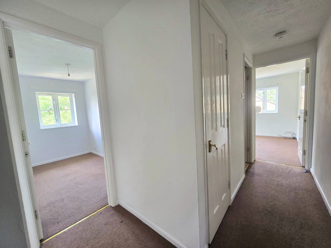Flat Cygnet Close in Greater London