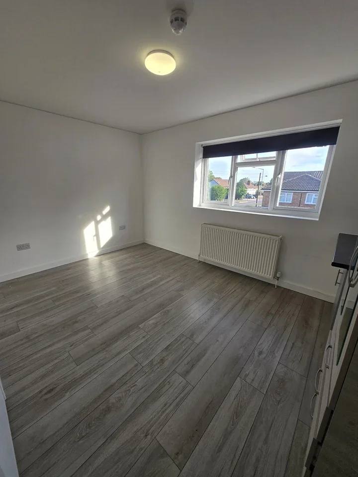 Flat Farnham Road in Slough