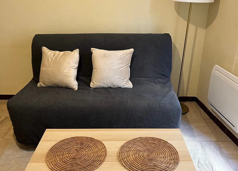 Flat Rue Auguste Pellet in Nîmes