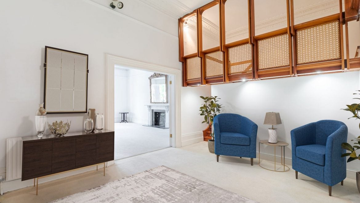 Flat Old Brompton Road in Greater London