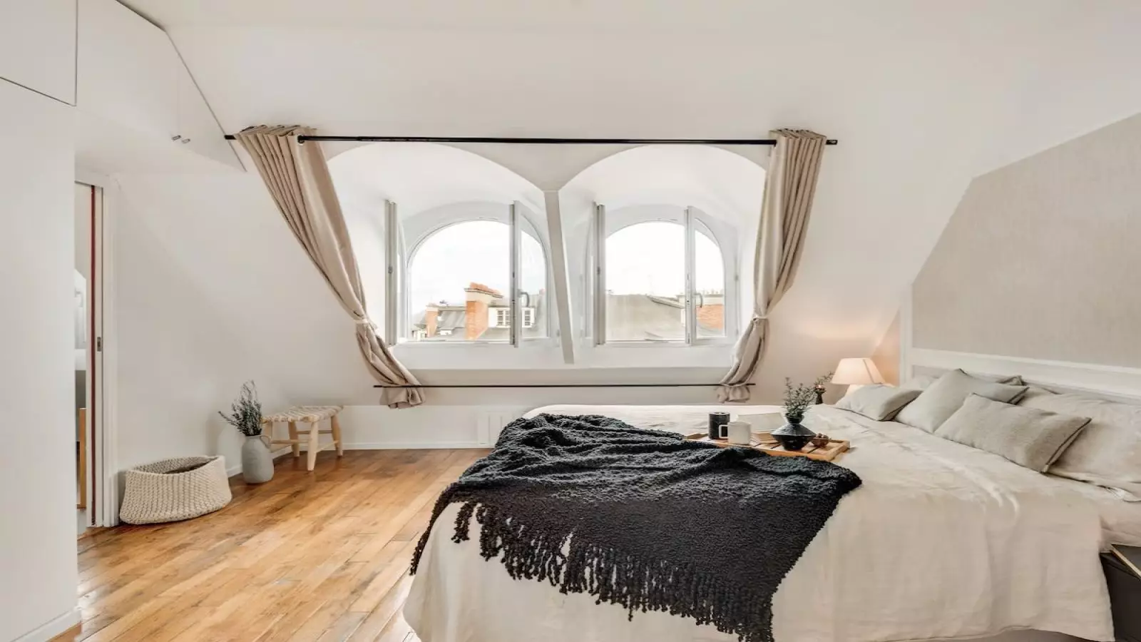 Appartement Avenue Émile Deschanel à Paris