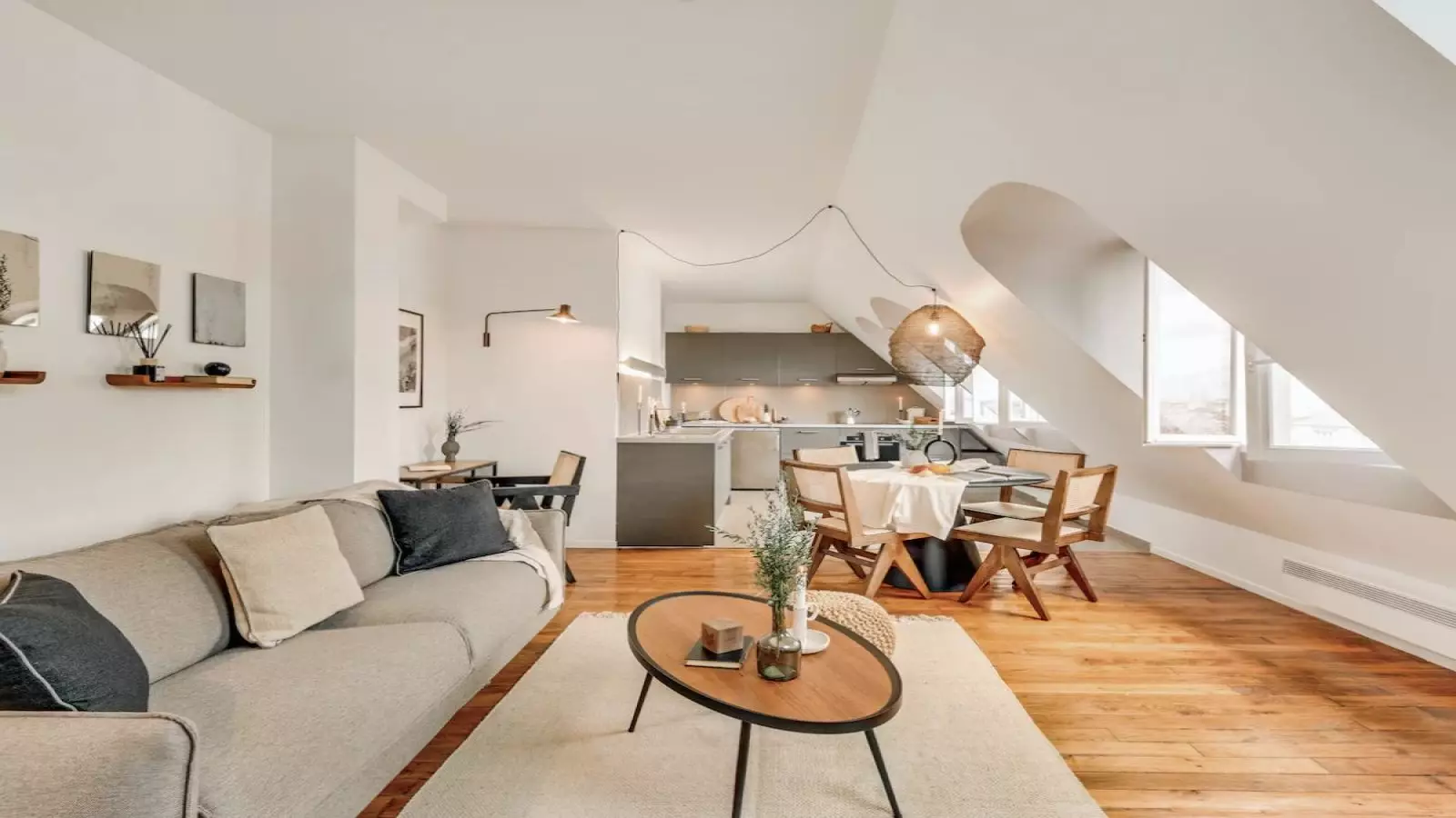 Appartement Avenue Émile Deschanel à Paris