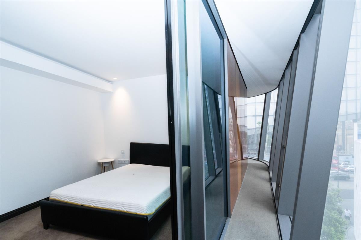 Flat Blackfriars Road in Greater London