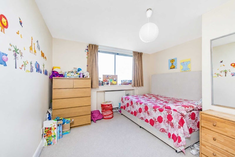 Room Putney Hill in Greater London