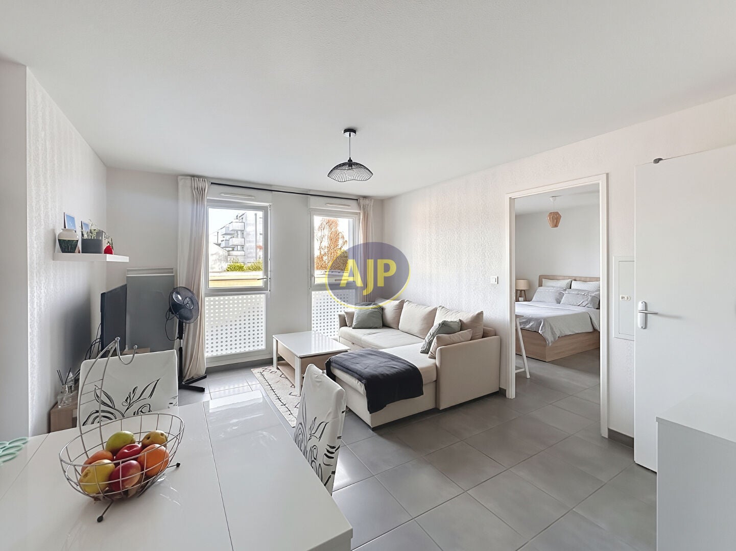 Appartement Rue de la Petite Croix à Val-Fouzon