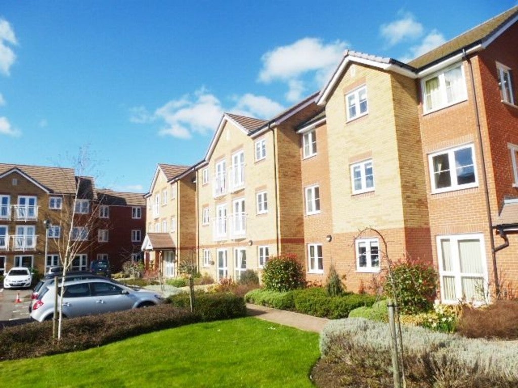 Flat Baldock Road in North Hertfordshire
