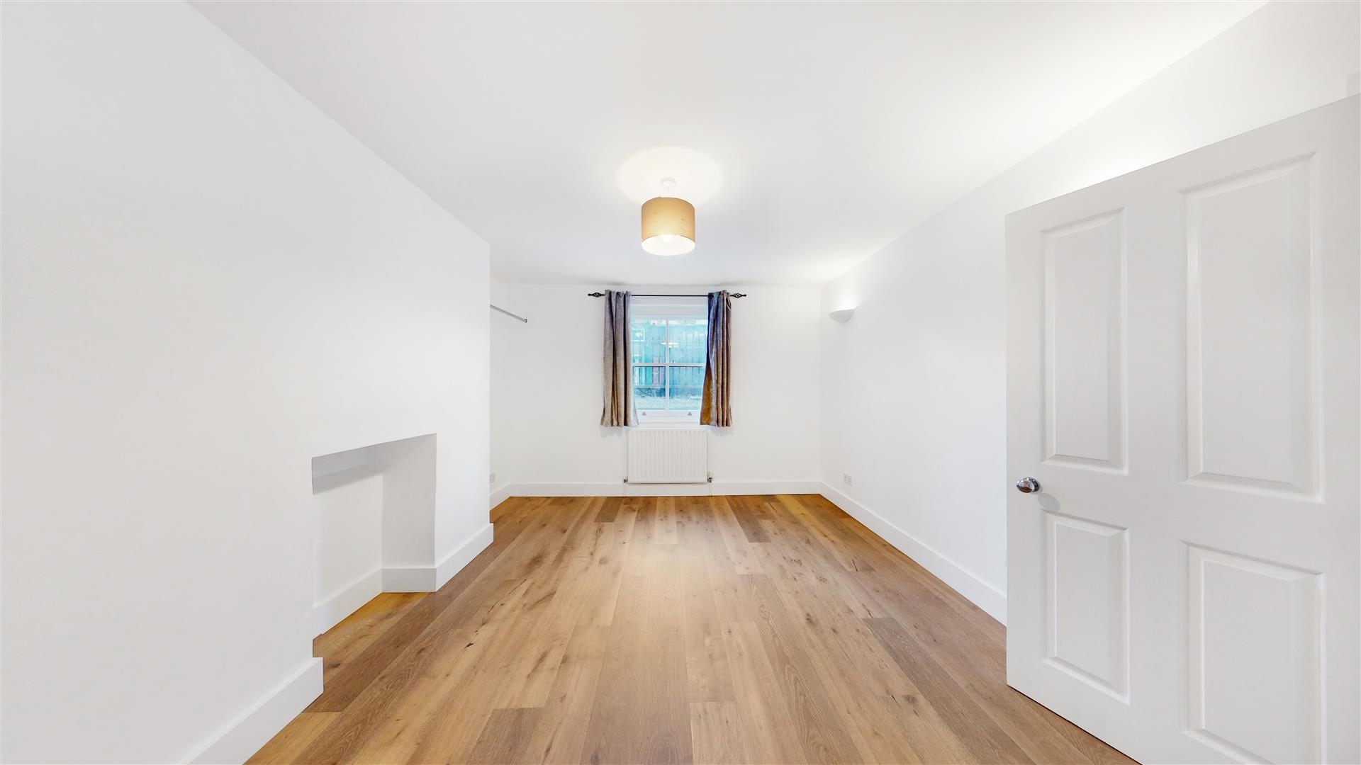 Flat New North Road in Greater London