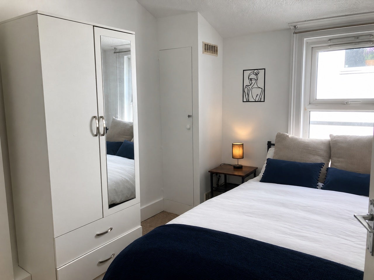 Room Holmewood Road in Tunbridge Wells
