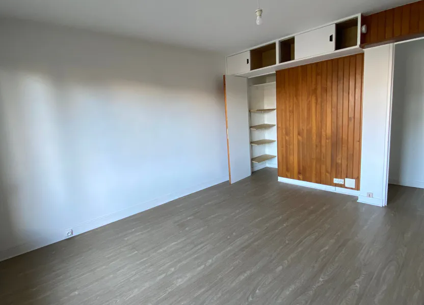 Flat Rue Larmeroux in Vanves