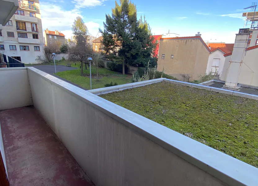 Flat Rue Larmeroux in Vanves