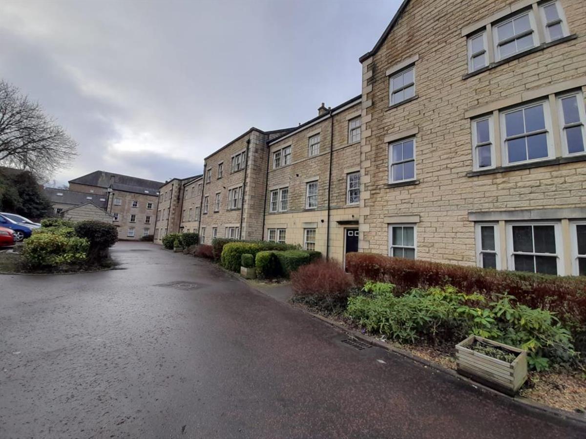Flat Fenton Street in Lancaster