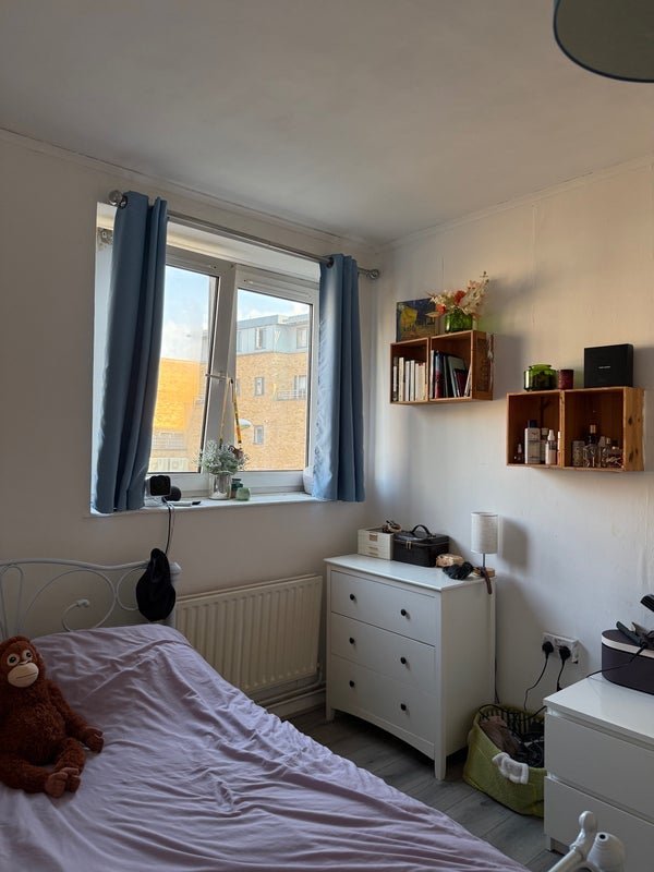 Room Canrobert Street in Greater London
