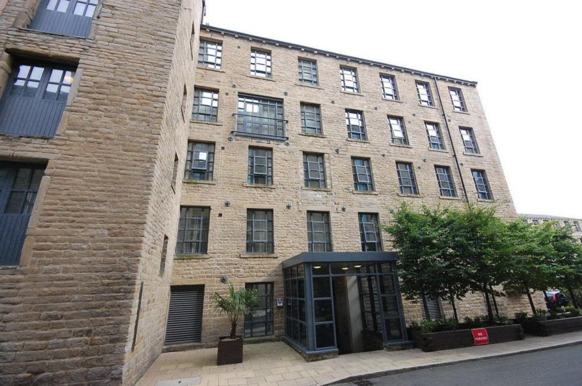Flat Grove Street in Kirklees
