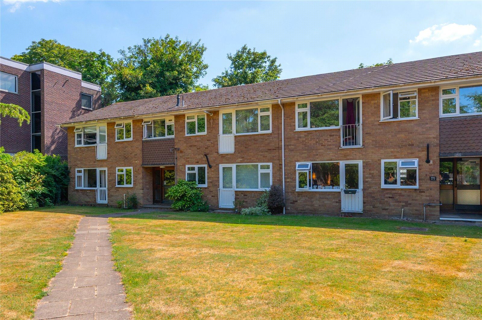 Flat Carlisle Avenue in St Albans