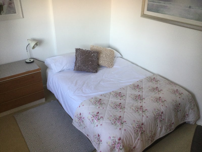 Room Cobbs Close in Tonbridge and Malling