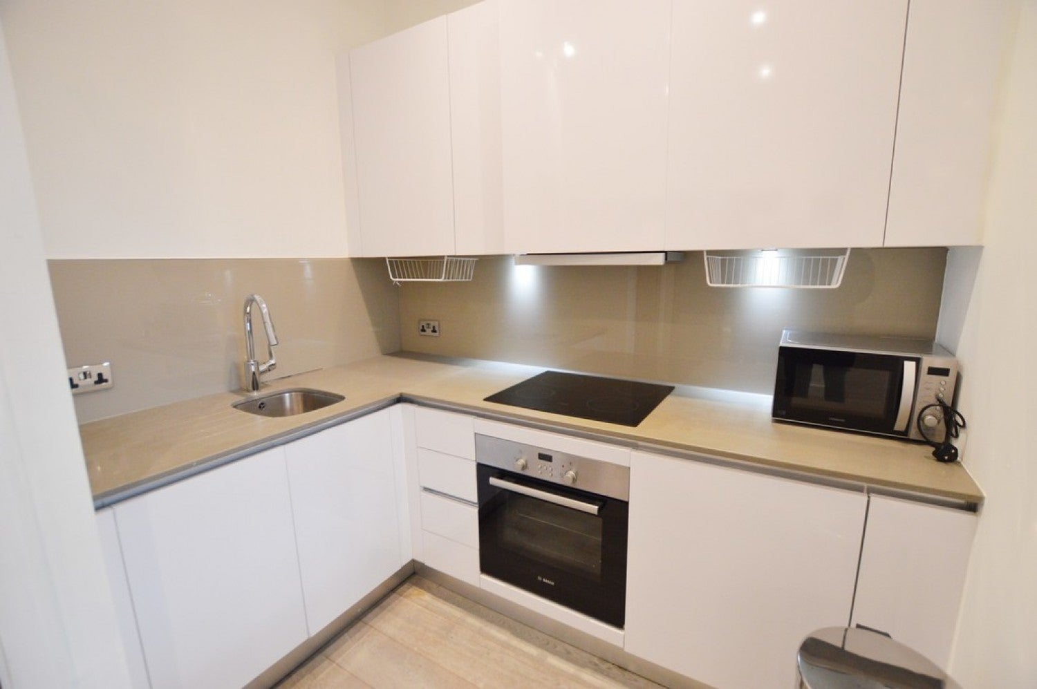 Flat Wexham Road in Slough