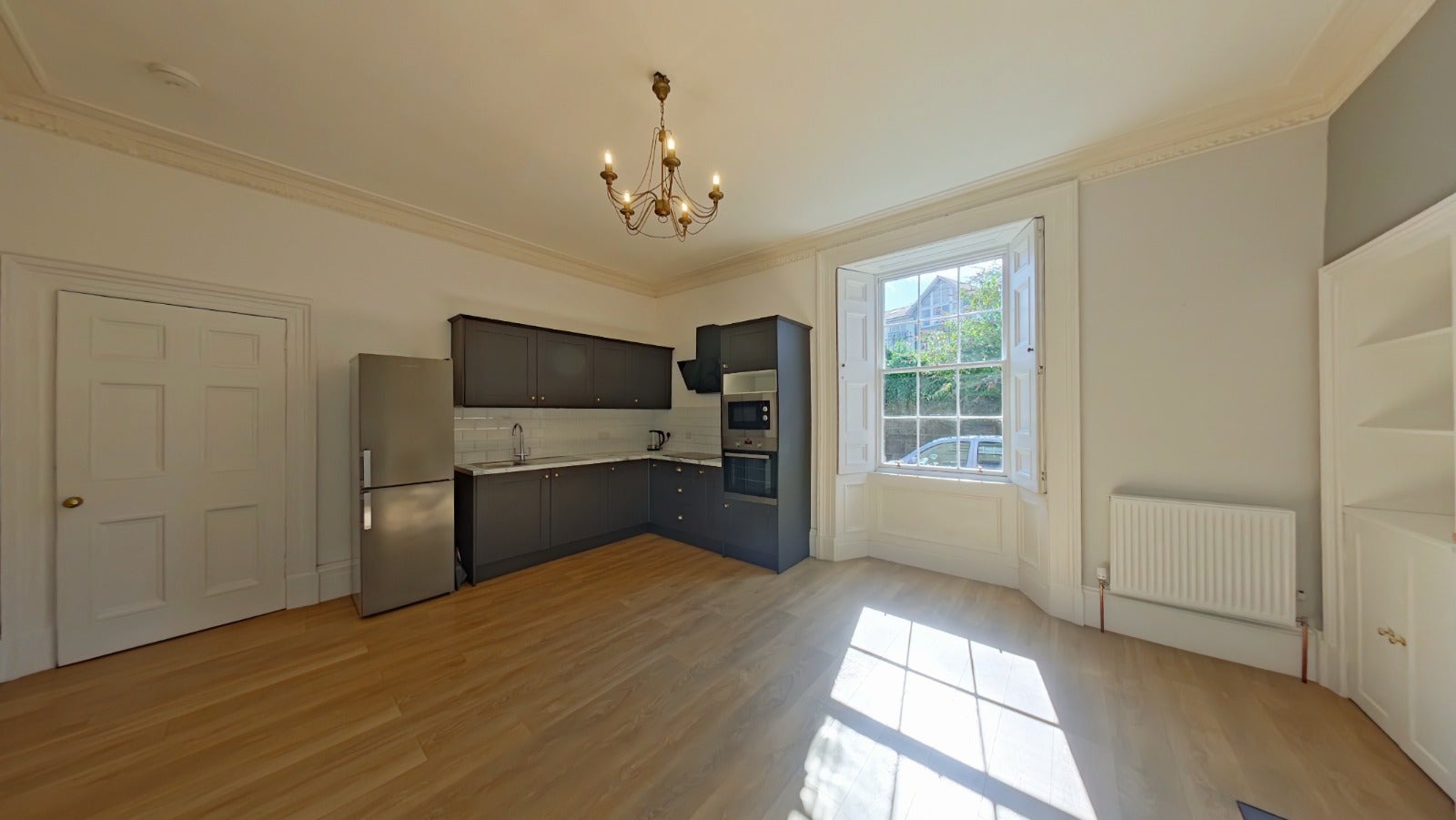Flat Forth Place in Stirling