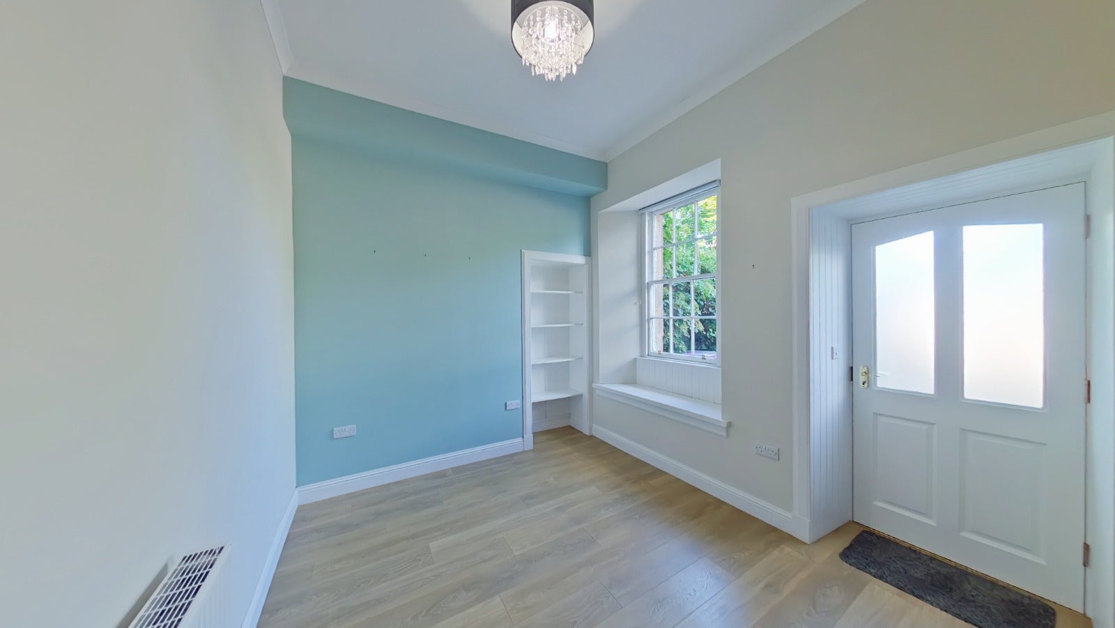 Flat Forth Place in Stirling