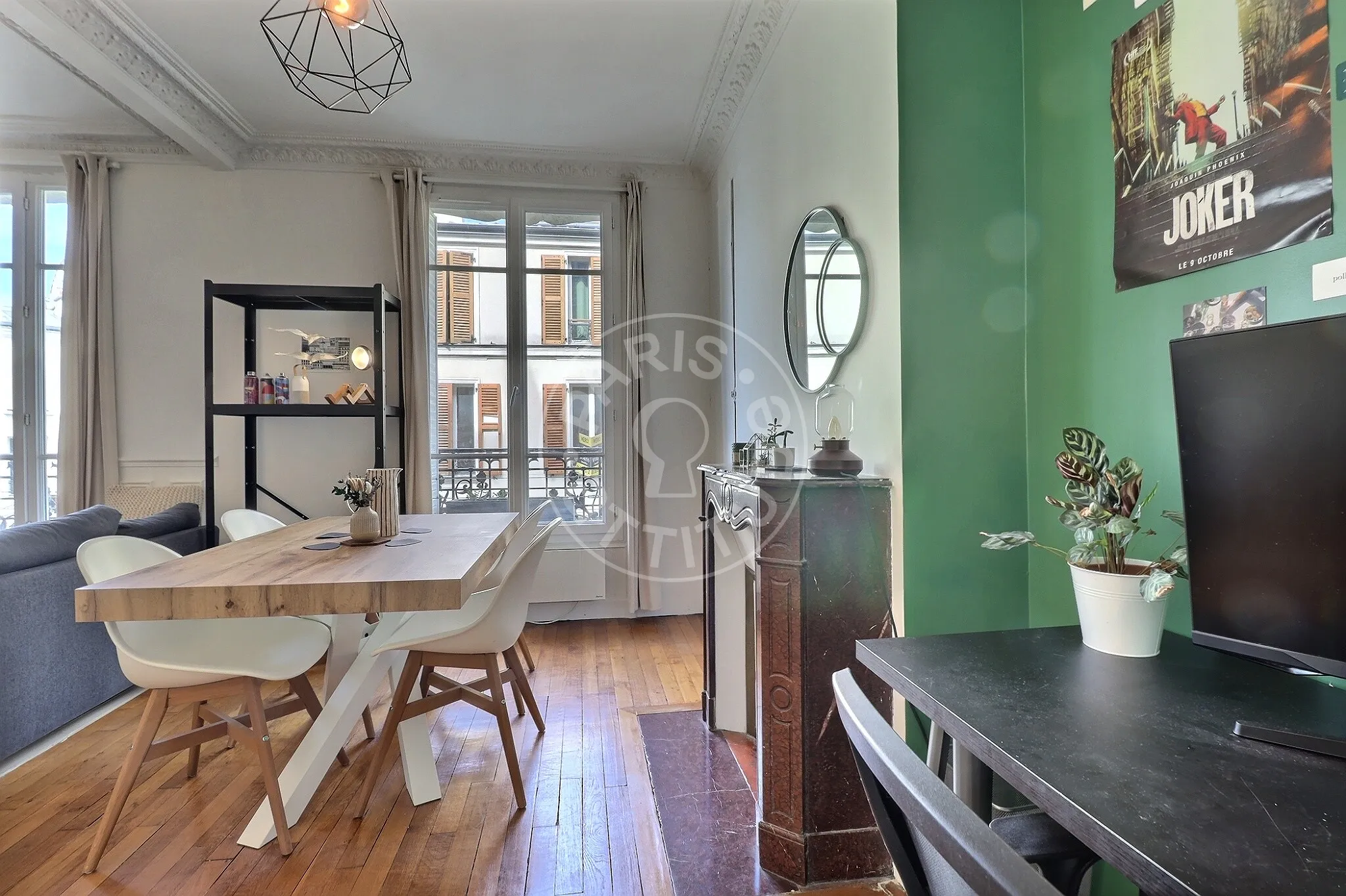 Appartement Rue Couche à Paris