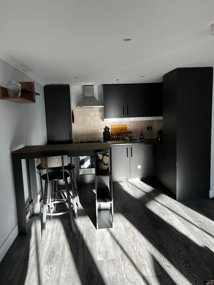Flat Normand Gardens in Greater London