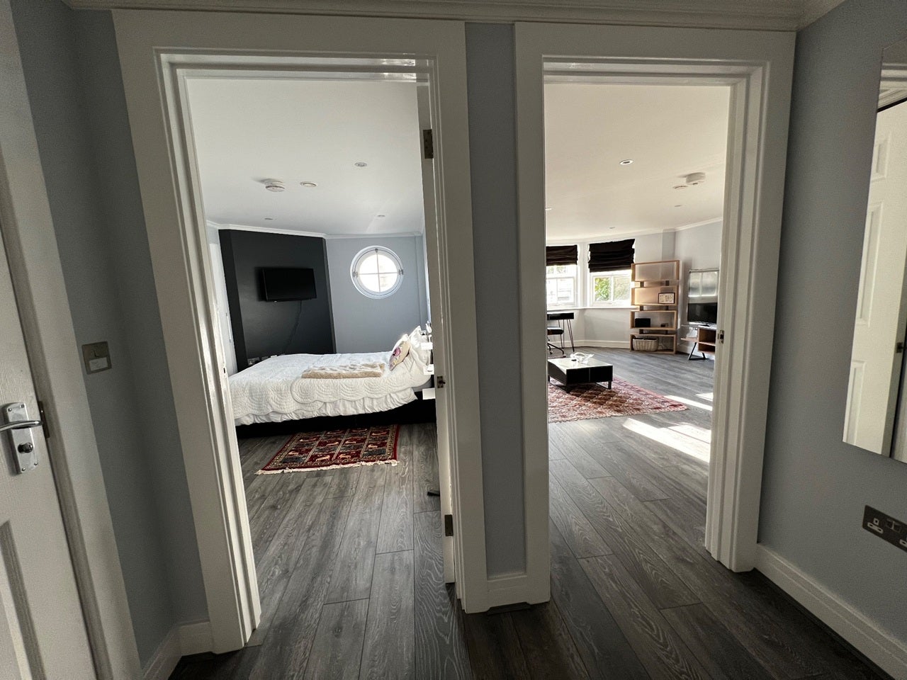 Flat Normand Gardens in Greater London