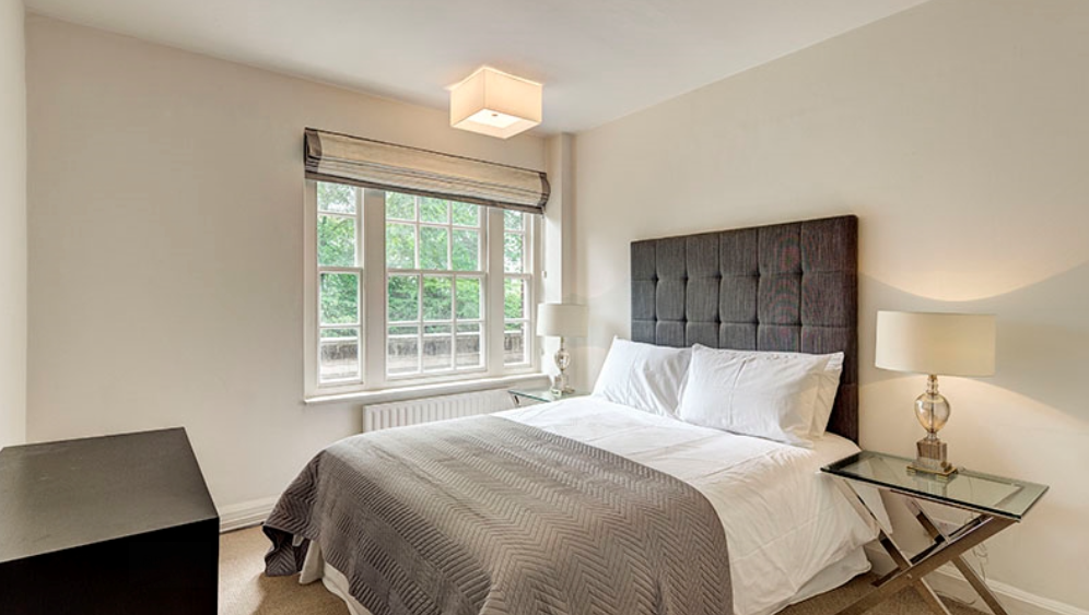 Flat Ixworth Place in Greater London
