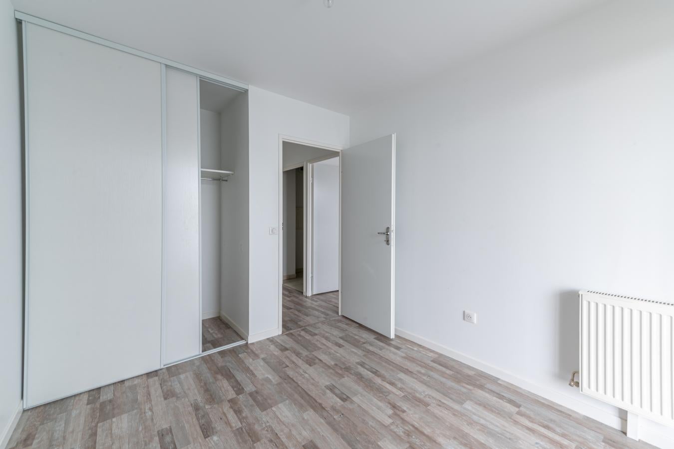 Flat Rue Robespierre in Bagnolet