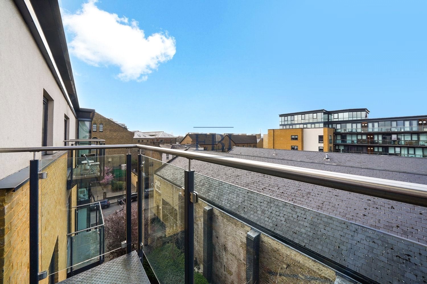 Flat Forge Square in Greater London