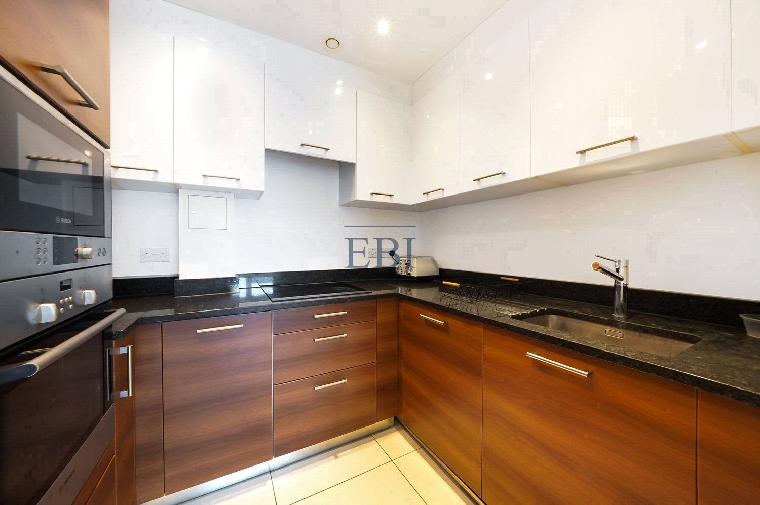 Flat Forge Square in Greater London