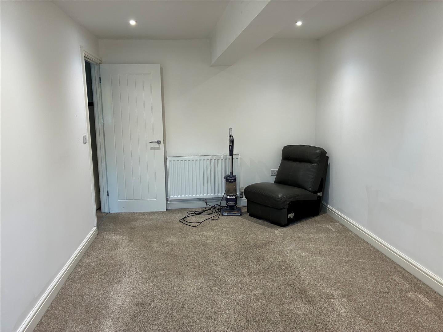 Flat Coleshill Street in Lichfield