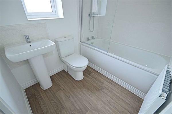 Flat Collis Close in Lichfield
