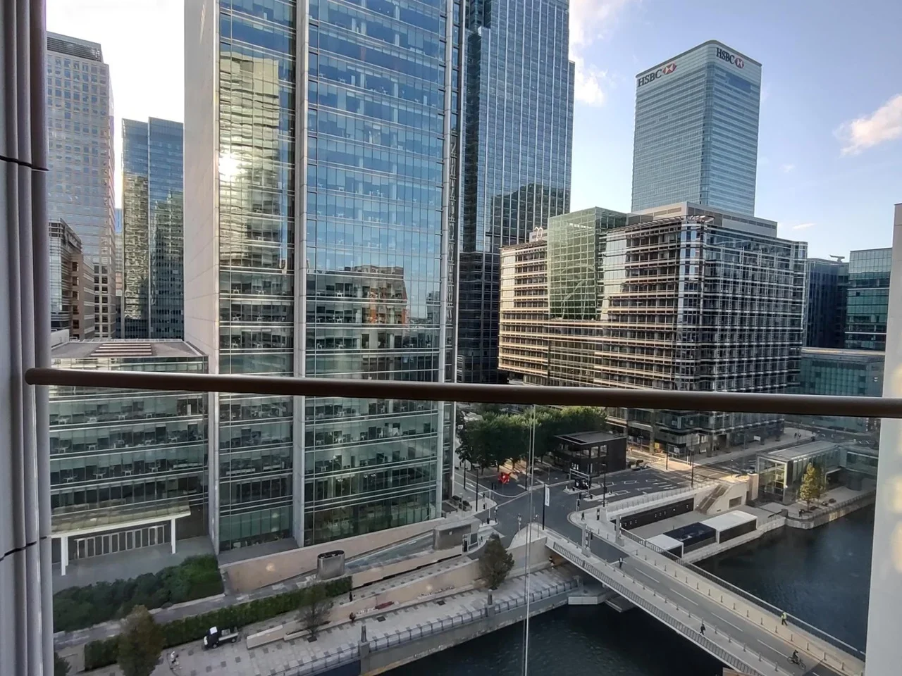 Flat Park Drive in Greater London