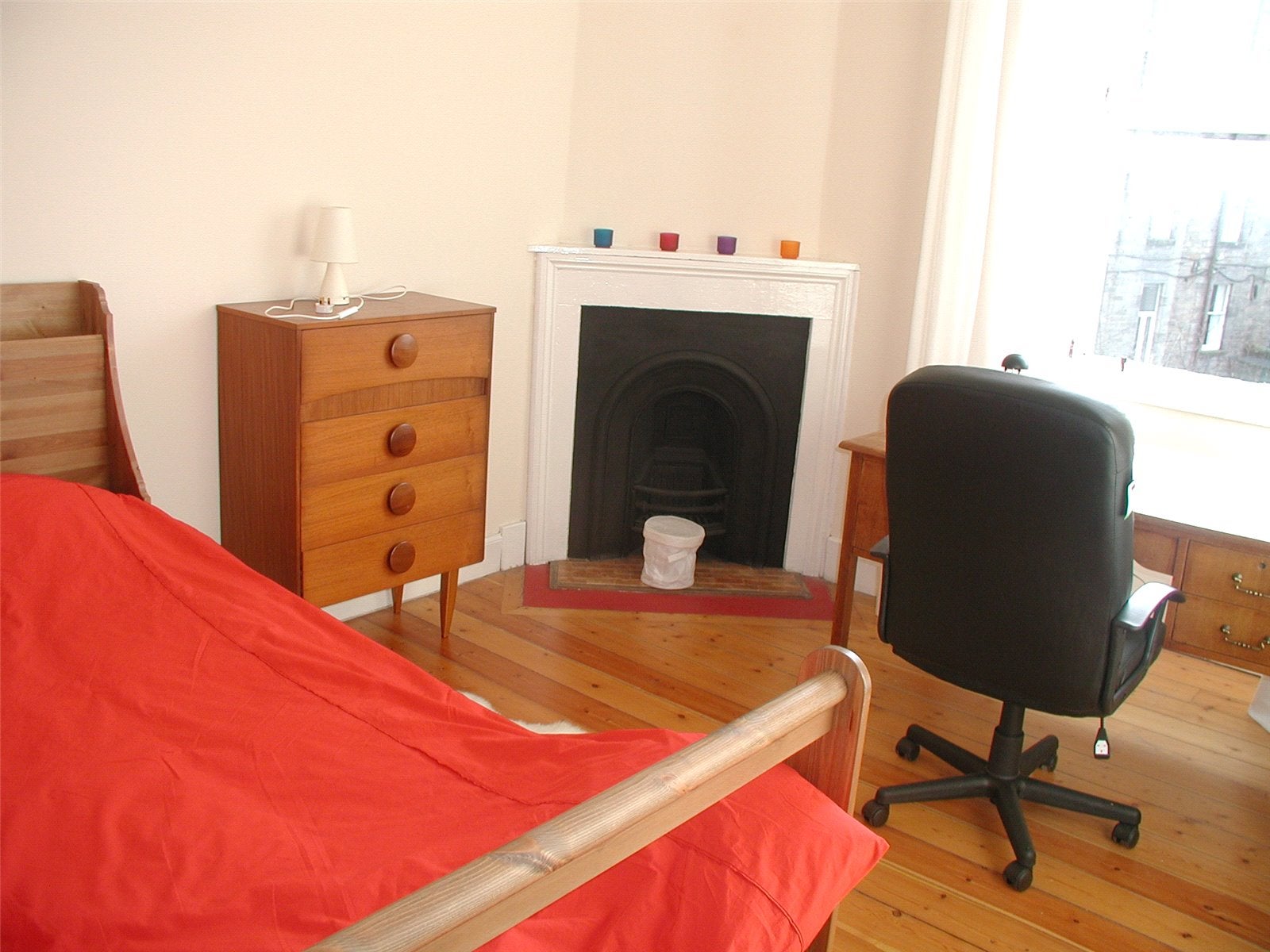 Flat Lutton Court in City of Edinburgh