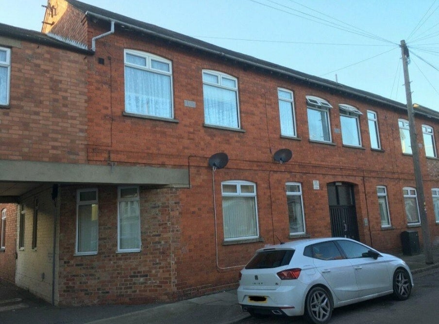 Flat Clarke Road in Northampton